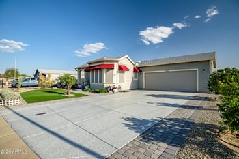 17261 66th Dr, Glendale, AZ 85308