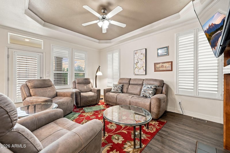 17261 N 66th Dr, Glendale, AZ 85308