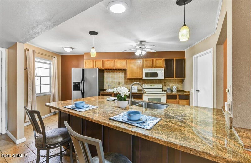 17264 N 105th Ave, Sun City, AZ 85373