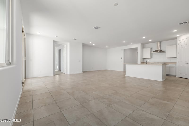 17269 Saguaro Vista Dr, Surprise, AZ 85387