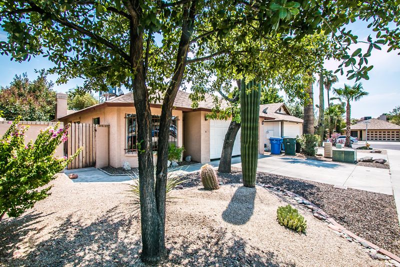 1727 E Bluefield Ave, Phoenix, AZ 85022