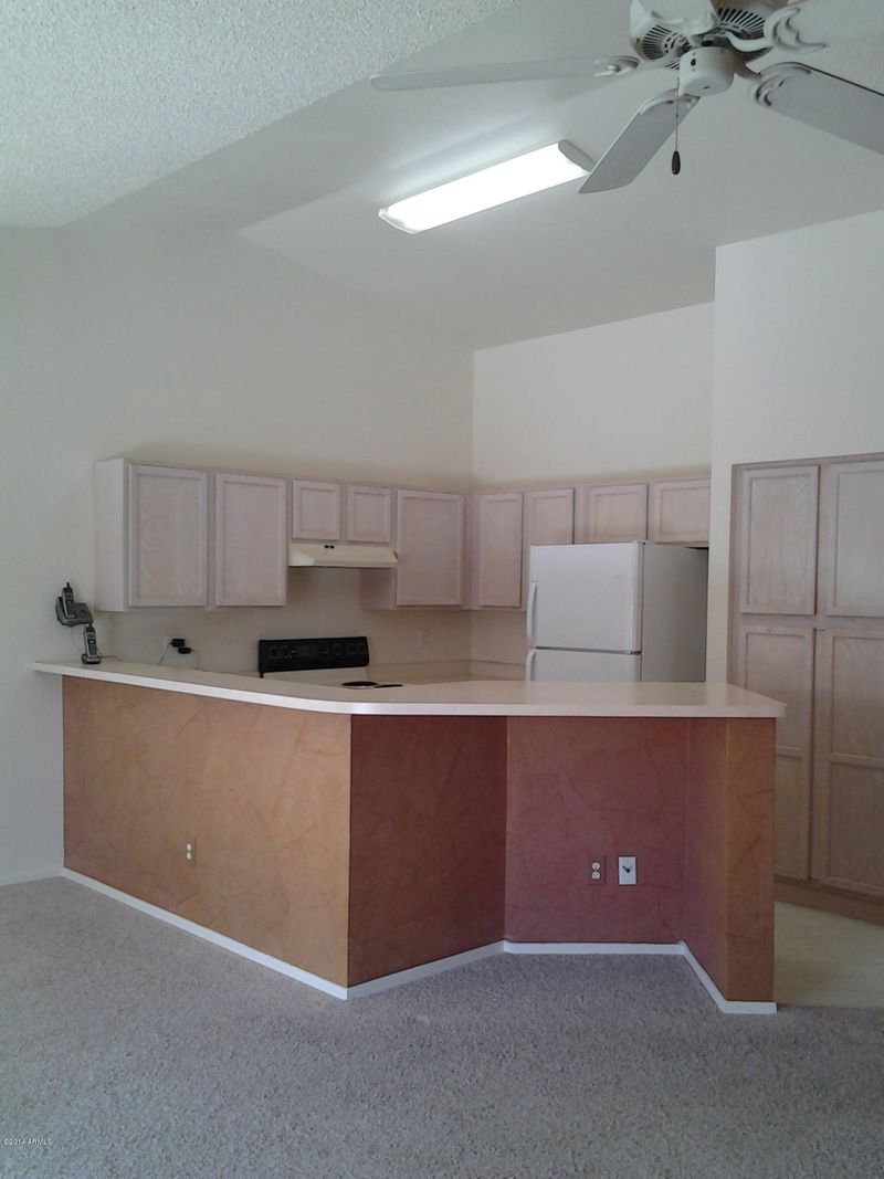 1727 E Lindrick Dr, Chandler, AZ 85249