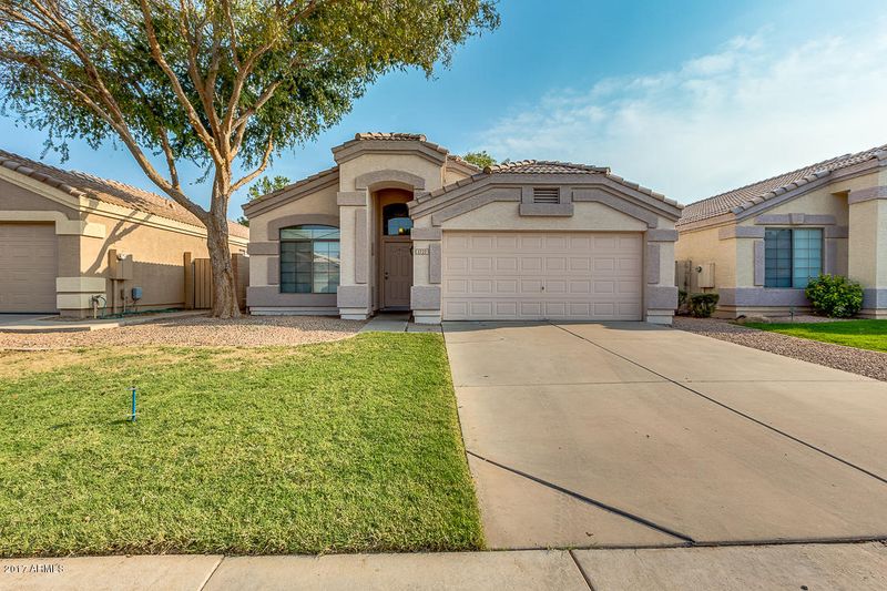 1727 E Saratoga St, Gilbert, AZ 85296