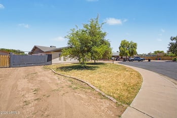 1727 Summer Cir, Mesa, AZ 85203
