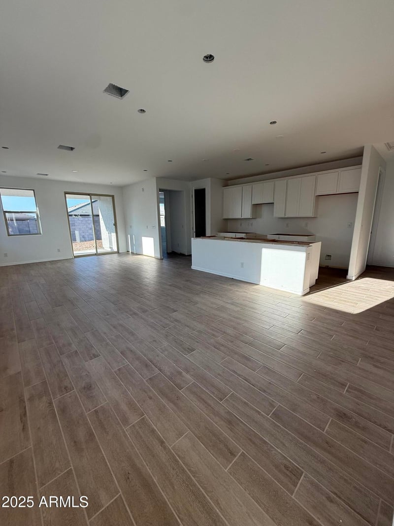 17270 Sunward Dr, Goodyear, AZ 85338