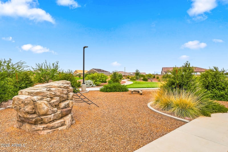 17270 W Sutherland Way, Surprise, AZ 85387