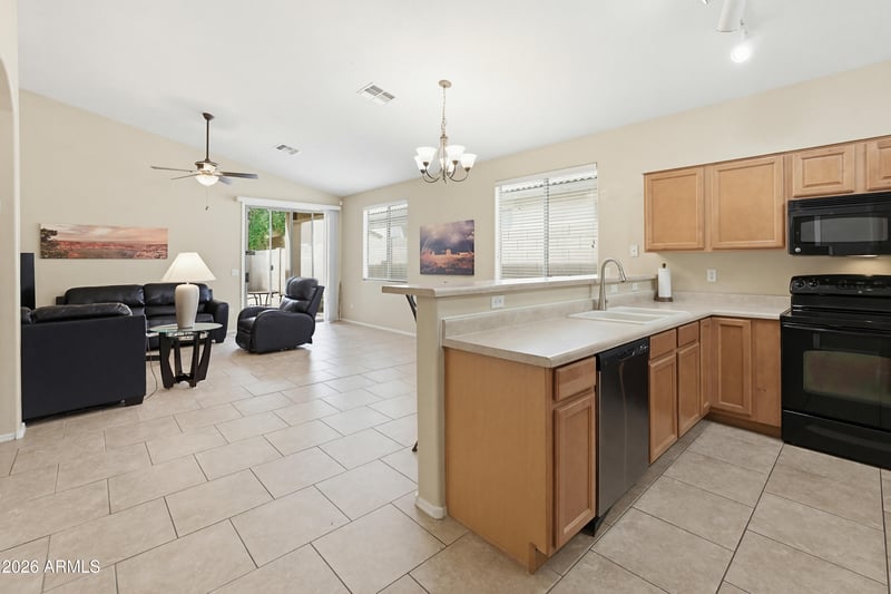 17271 W Smokey Dr, Surprise, AZ 85388
