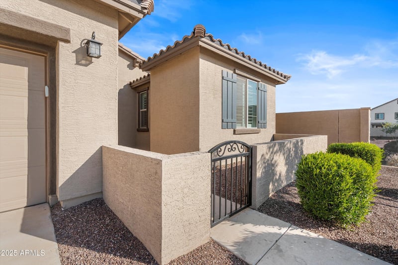 17274 Larkspur Dr, Surprise, AZ 85388