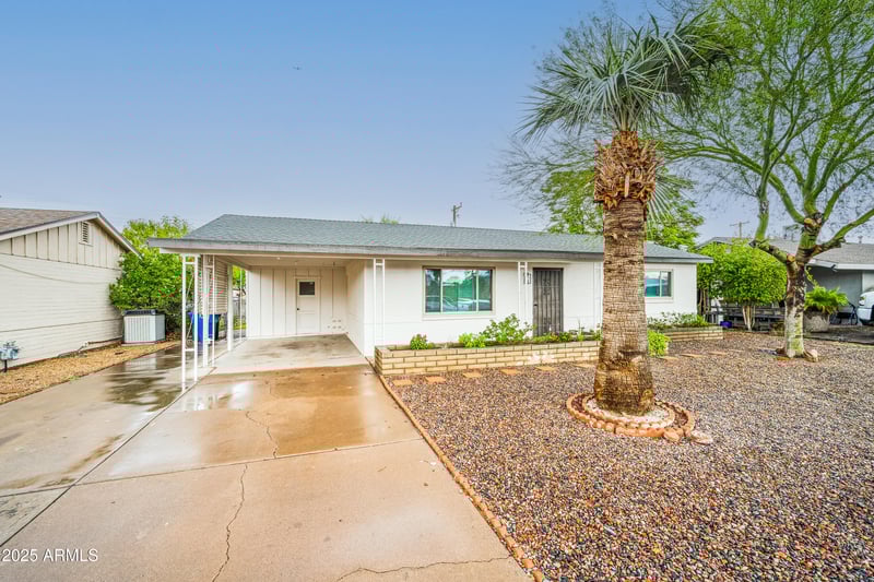 1728 Bentley St, Mesa, AZ 85201