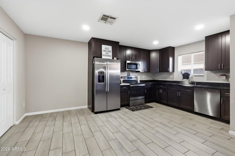 1728 E Wood St, Phoenix, AZ 85040