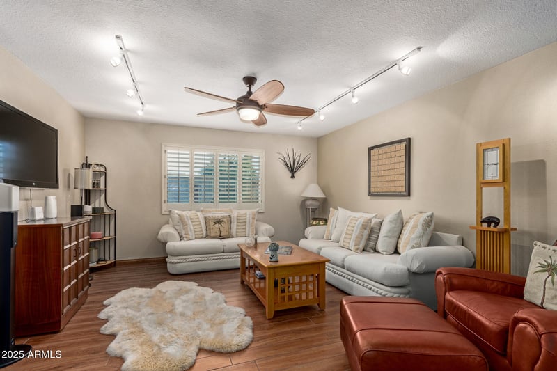 1728 Marlette Ave, Phoenix, AZ 85015
