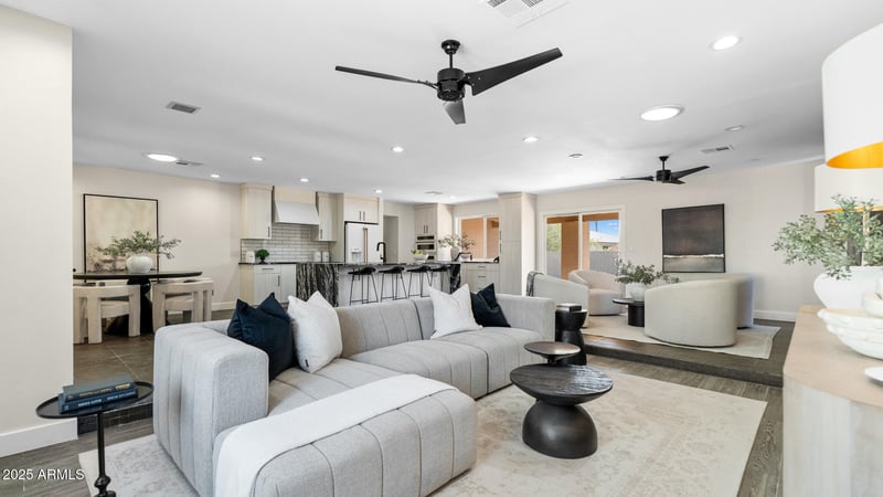 1728 Rogers Cir, Mesa, AZ 85202