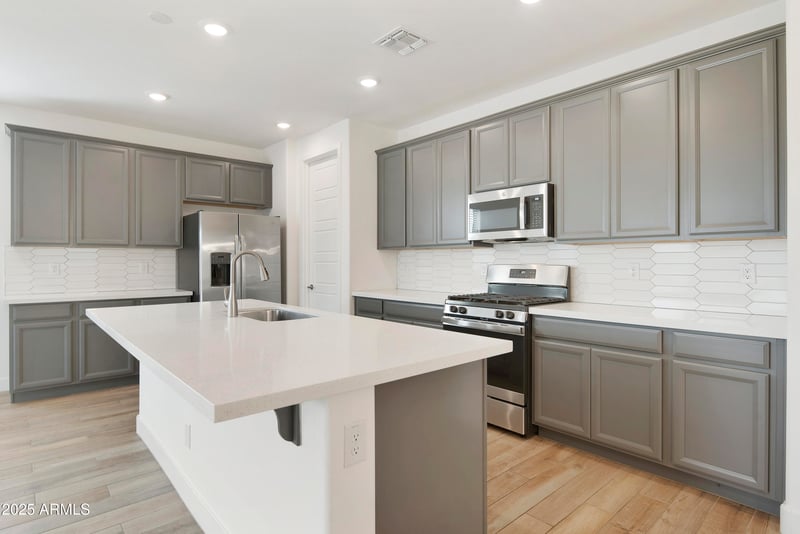 17285 Corrine Dr, Surprise, AZ 85388