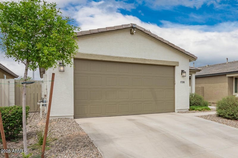 17288 Corrine Dr, Surprise, AZ 85388
