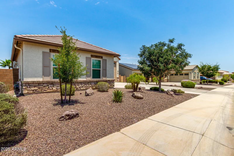 17288 Laurie Ln, Waddell, AZ 85355