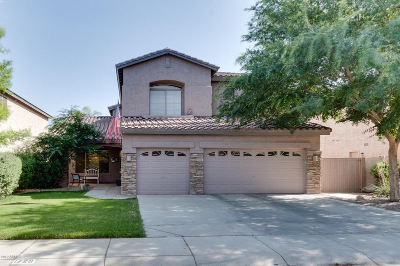 1729 E Tradewind Ct, Gilbert, AZ 85234