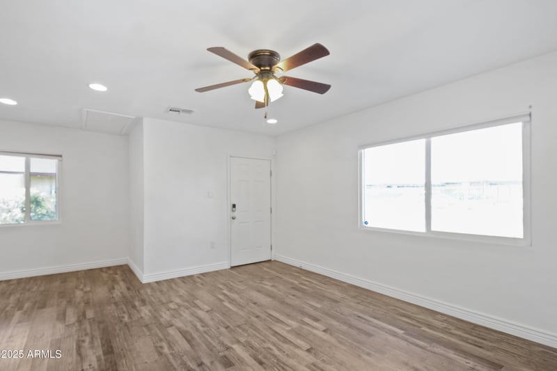 1729 Fairmount Ave, Phoenix, AZ 85015