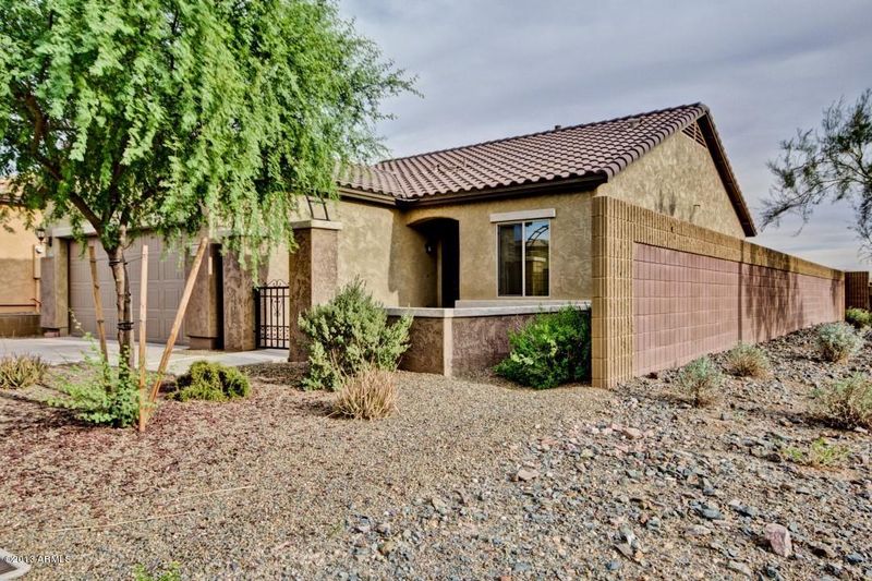 1729 W Buckhorn Trl, Phoenix, AZ 85085