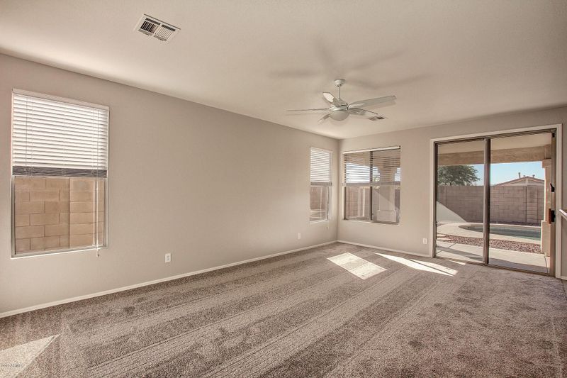 1729 W Frye Rd, Phoenix, AZ 85045