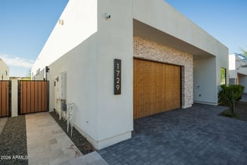 1729 Winchcomb Dr, Phoenix, AZ 85022