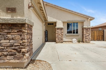 17292 Pinnacle Vista Dr, Surprise, AZ 85387