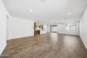 17296 Saguaro Vista Dr, Surprise, AZ 85387