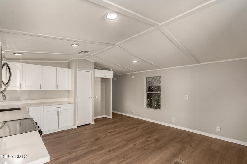 1730 21st Ave, Apache Junction, AZ 85119