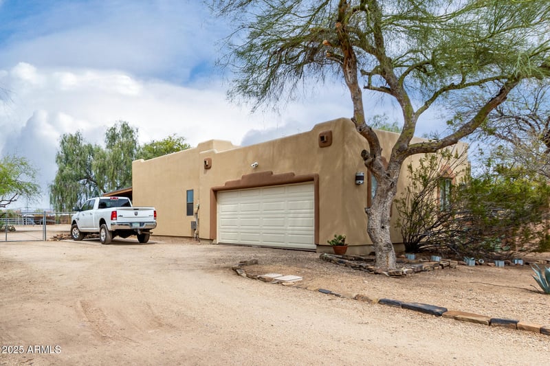 1730 Adamanda Ct, Phoenix, AZ 85086