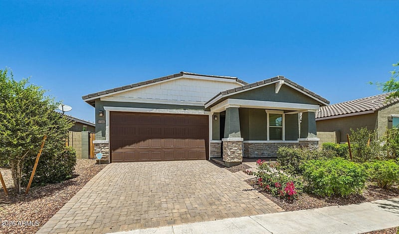 17302 Running Deer Trl, Surprise, AZ 85387