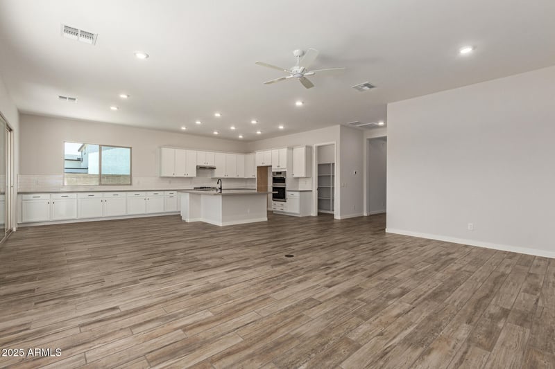 17304 Royal Palm Rd, Waddell, AZ 85355