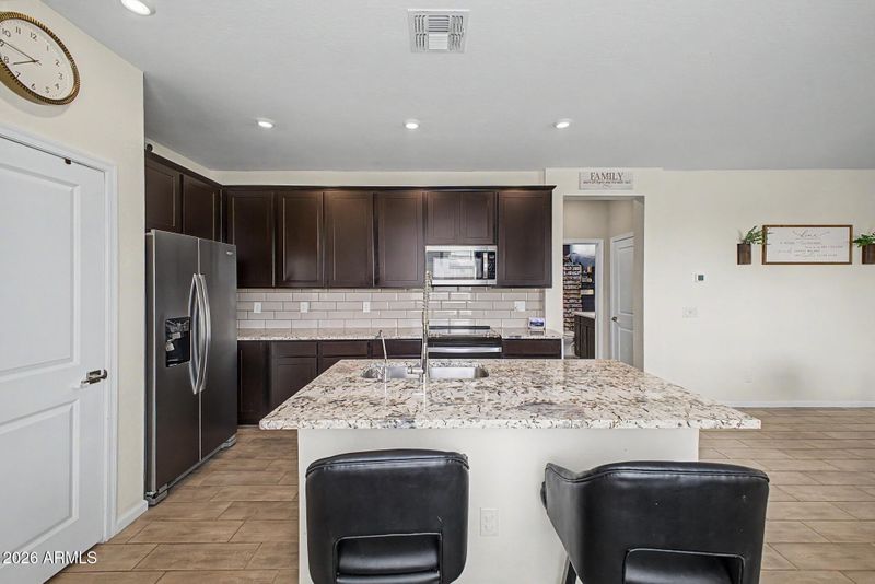 17308 W Daley Ln, Surprise, AZ 85387