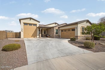 17308 W Echo Ln, Waddell, AZ 85355