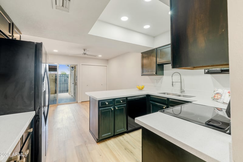 1731 Miller Rd, Scottsdale, AZ 85257