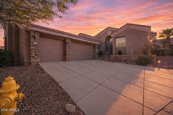 1731 Waltann Ln, Phoenix, AZ 85022