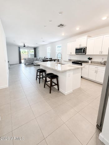 17318 W Sunnyslope Ln, Waddell, AZ 85355