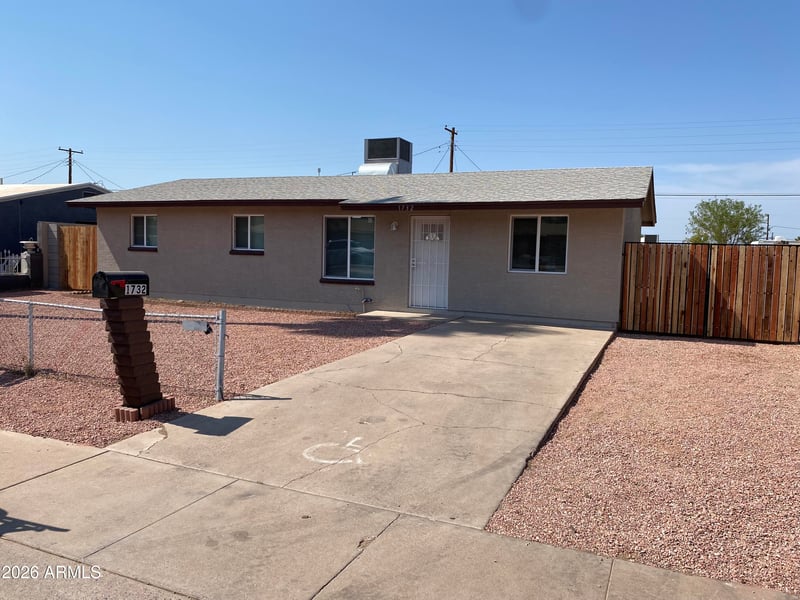 1732 E Atlanta Ave, Phoenix, AZ 85040