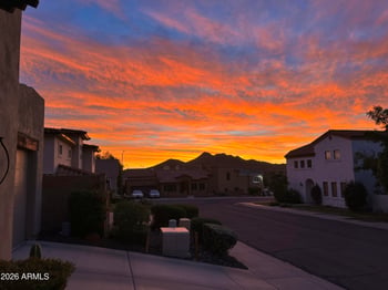 1732 Gelding Dr, Phoenix, AZ 85022
