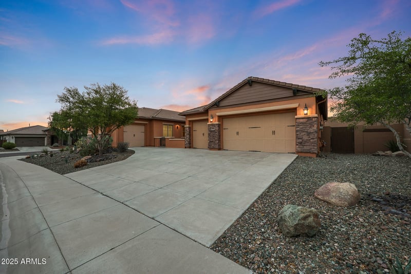 1732 Gambit Trl, Phoenix, AZ 85085