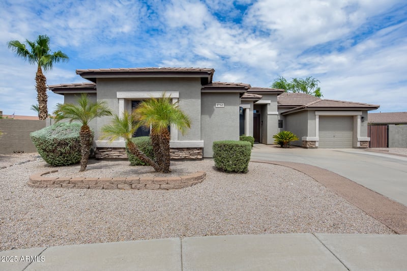 1732 Hopi Dr, Chandler, AZ 85224