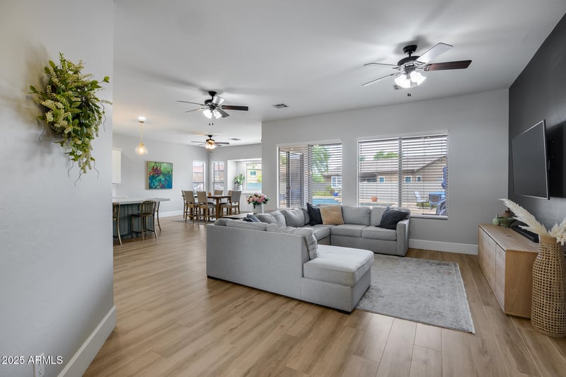 1732 Hopi Dr, Chandler, AZ 85224