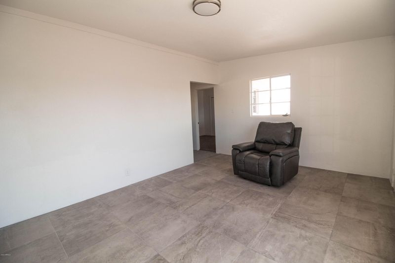 1732 W Corona Ave, Phoenix, AZ 85041