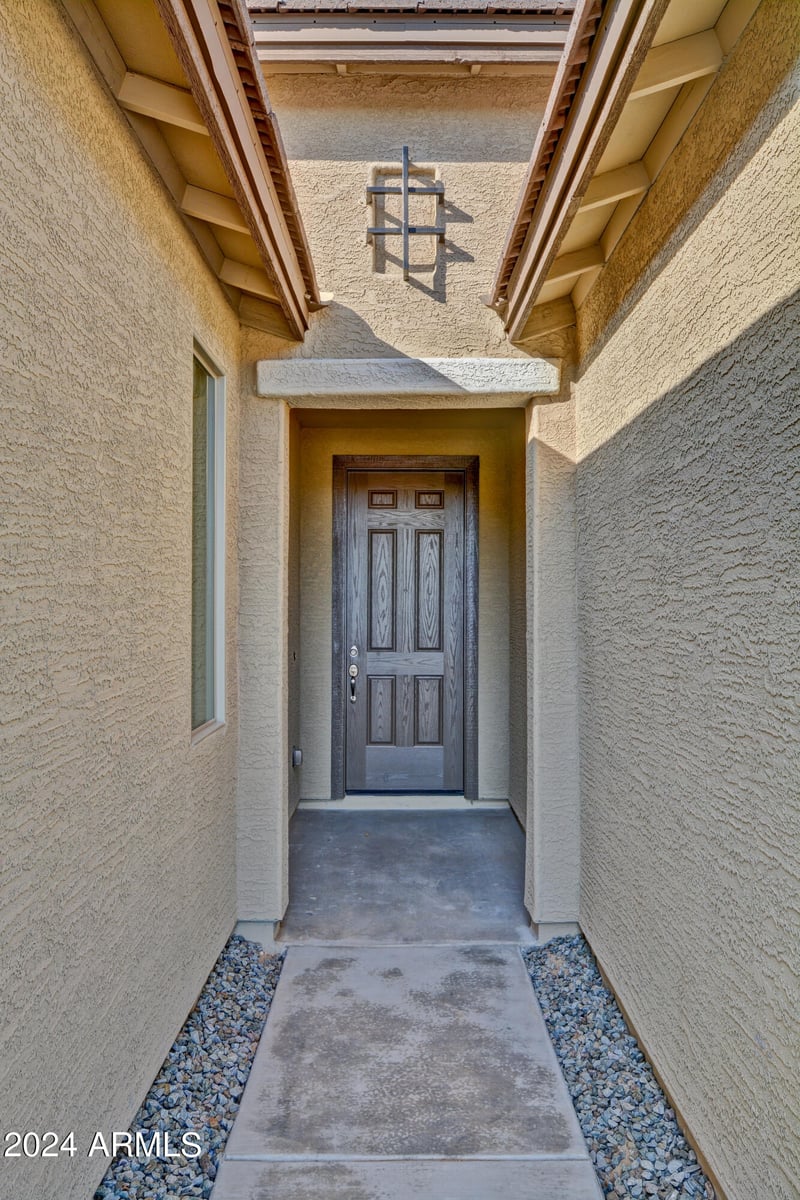 17320 Dahlia Dr, Surprise, AZ 85388