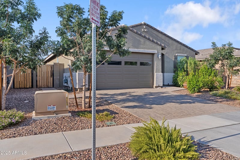 17320 Red Fox Rd, Surprise, AZ 85387