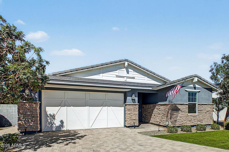 17322 W Wildwood St, Surprise, AZ 85388