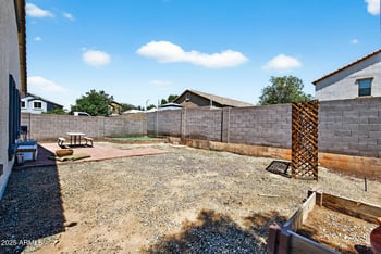 17324 Acapulco Ln, Surprise, AZ 85388