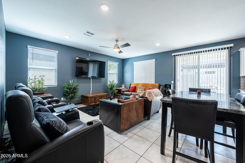 17329 W Via De Luna Dr, Surprise, AZ 85387