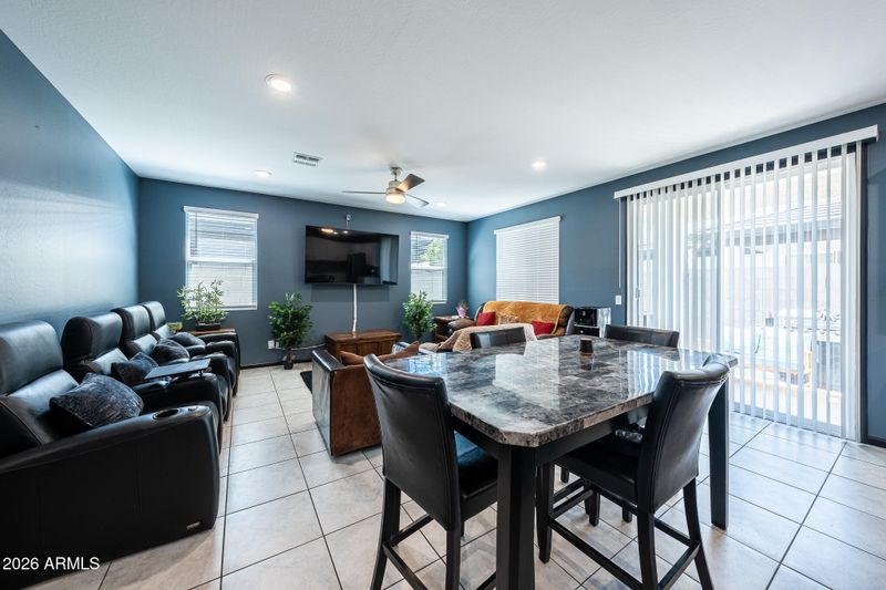 17329 W Via De Luna Dr, Surprise, AZ 85387