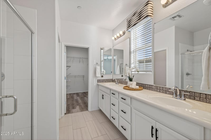 1733 Bridgeport Pw, Gilbert, AZ 85295