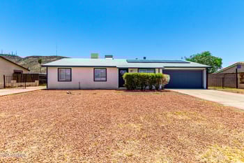 1733 Surrey Ave, Phoenix, AZ 85029