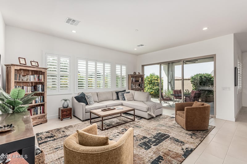 17331 Wildwood St, Surprise, AZ 85388